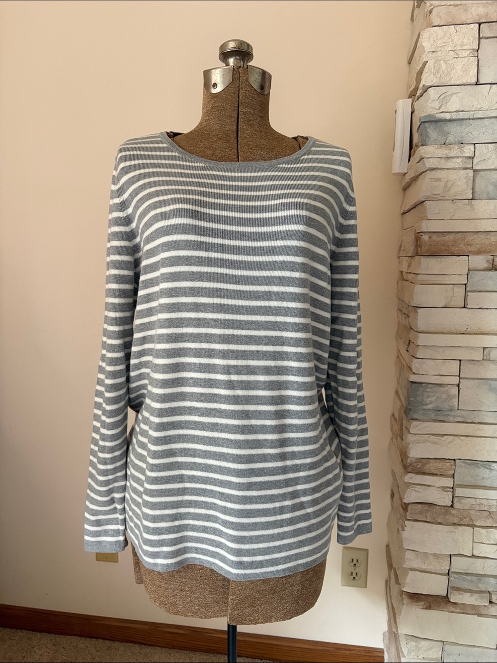 Striped Long-Sleeve Knit Top - Gray & White
